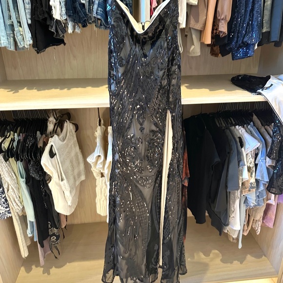 Lulu’s Black Sequin Long Sleeve Two Piece Set - Picture 5 of 7